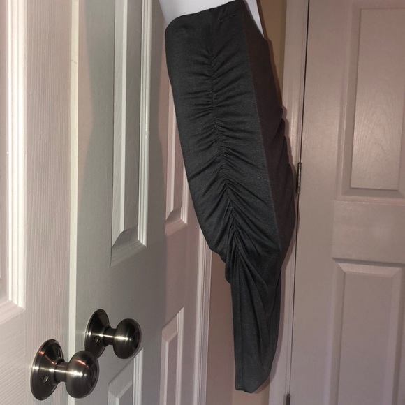 "Love Ady" body con Charcoal gray rusched side gathered skirt small - Picture 3 of 6
